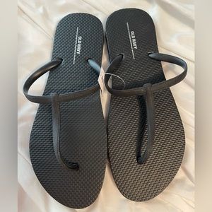 NWT Old Navy Sandals, 10